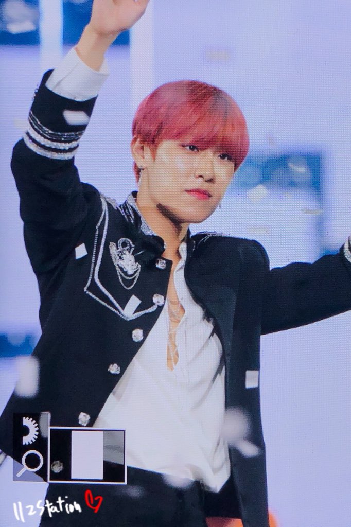 112station's tweet photo. 190517 ❤️❤️❤️❤️❤️ #박우진 #parkwoojin #에이비식스 #AB6IX https://t.co/mpx1cWGsE5