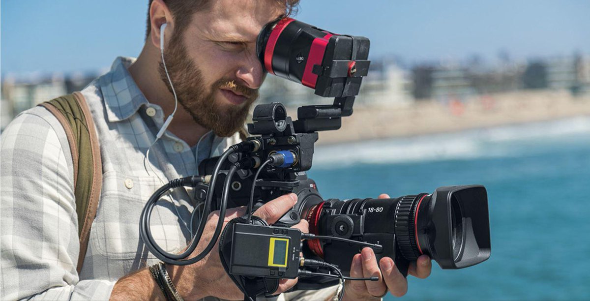 CanonUSApro's tweet photo. “I have never used cinema lenses, and to be able to have a cinema-style zoom lens that is this small is amazing” - @MattHeineman Director/Cinematographer. Learn more about #Canon #COMPACTSERVO lenses: https://t.co/VBP90MF7f7 https://t.co/JBtdbmkBKK