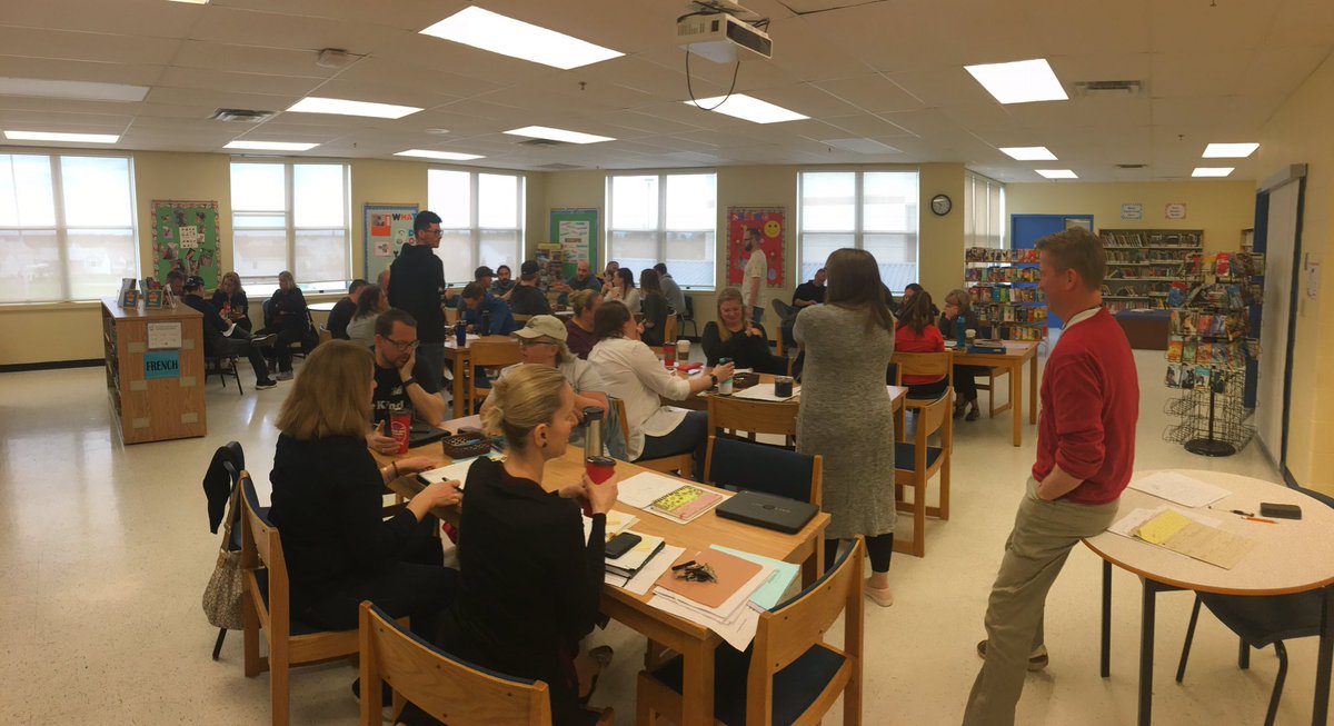 MrsJBragg's tweet image. Teacher led PD in Literacy and Math this morning. Workshop Model and 3 Part Lessons. @EPEC3 #SeeWhatIAmLearning