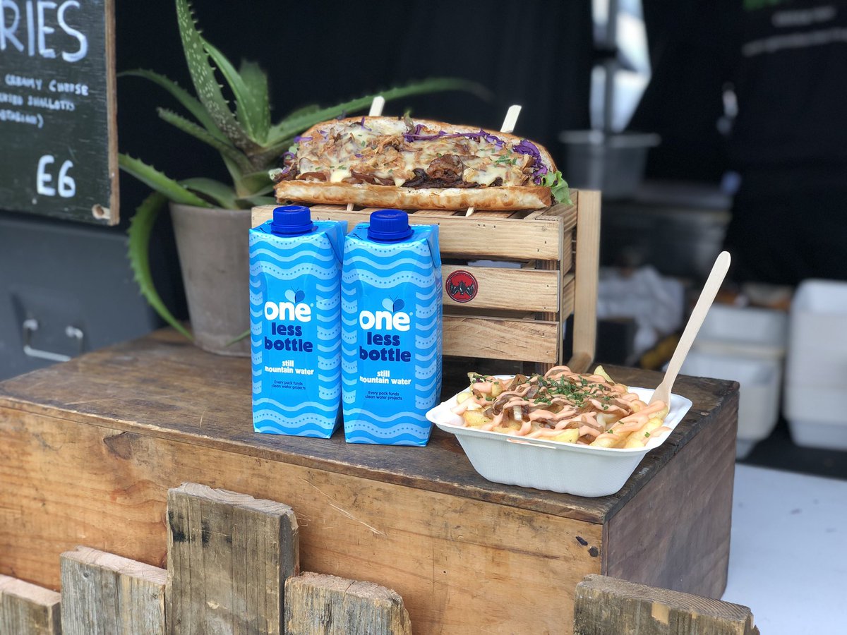 Here we go! We're at @virginsport’s Hackney Festival of Fitness for the next 3 days, hydrating participants in fitness classes, the community 5k and the #HackneyHalf on Sunday! 🏃‍♂️🏃🏼‍♀️ Our cartons are also in every food outlet in the village - like @greenboxfoodco 💧🍔