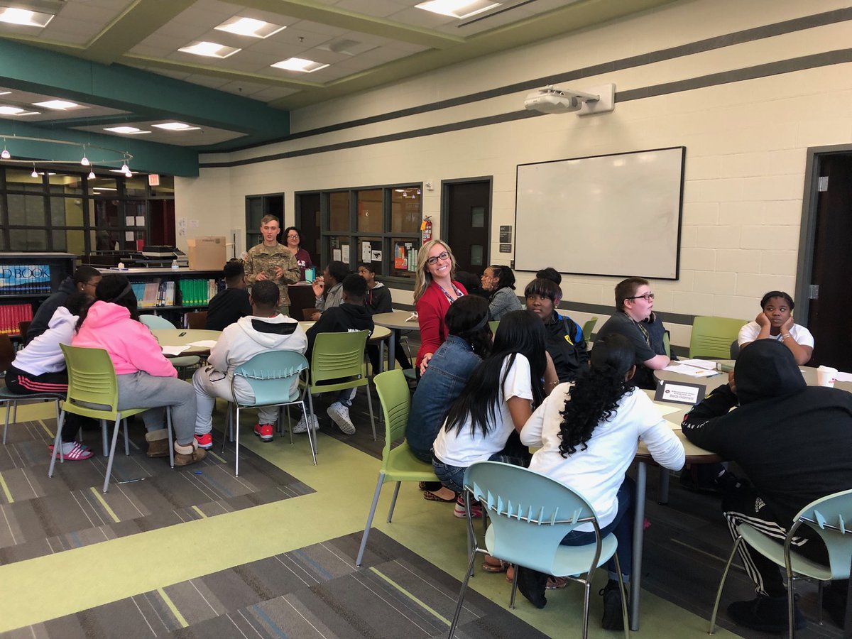 MilkovichMiddle's tweet photo. MMS hosted 8th grade Career Day! All the speakers were engaging and rocked it!!! https://t.co/9K5sMLnHfl