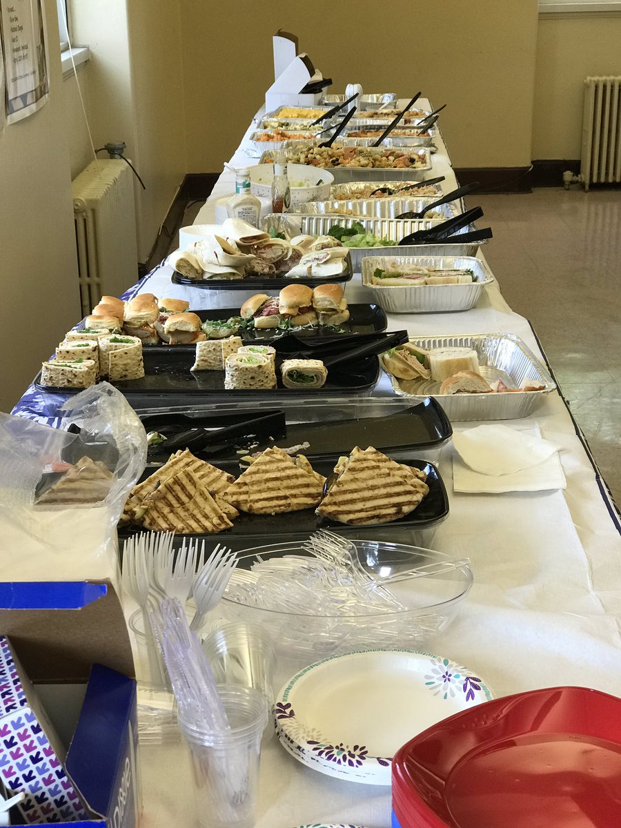 LPS_McManus's tweet photo. The PTA gave us a delicious lunch yesterday for Teacher Appreciation Week. Thank you for all that you do! #MMS1819 #TogetherWeCan #HaveAGreatDayAtMylesJ https://t.co/T6DmVN31Ji