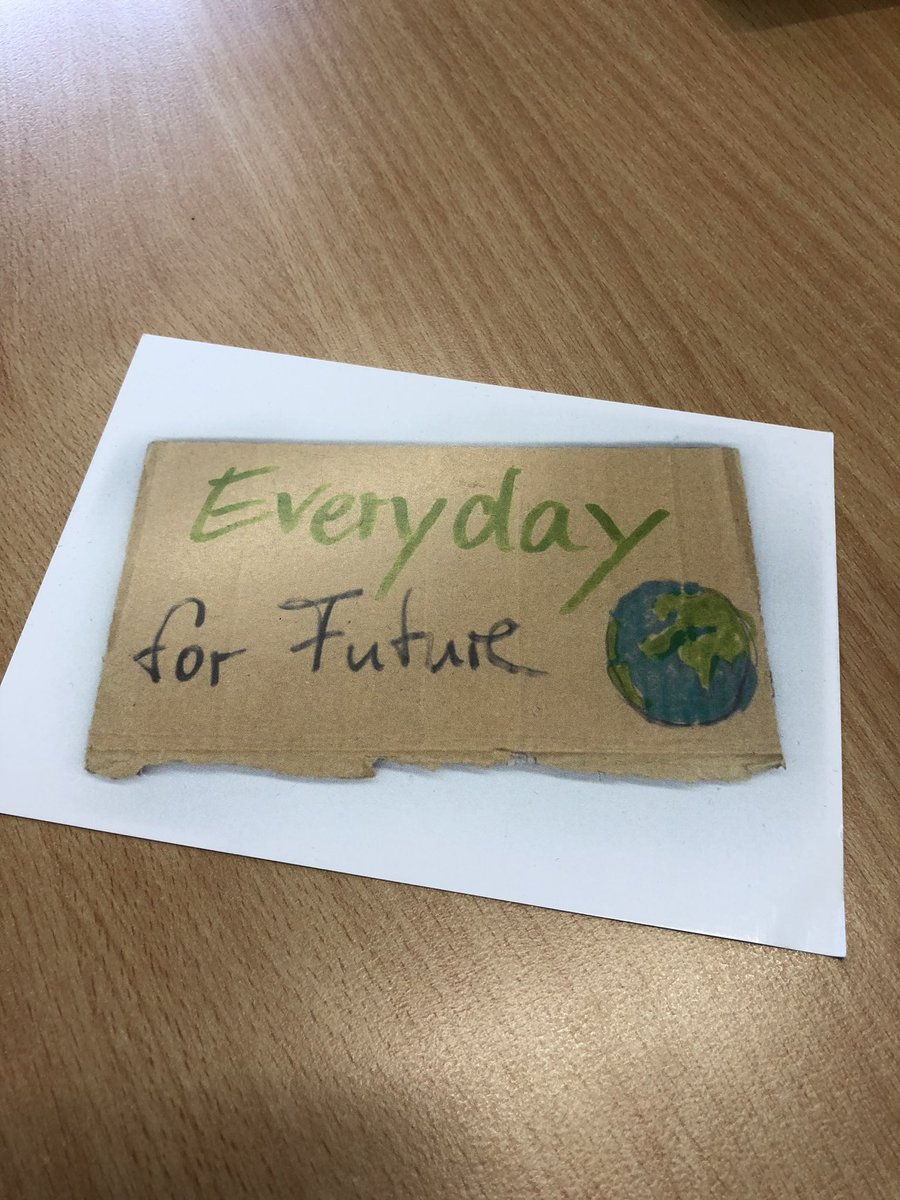 Heute bei einem #Tandemworkshop mit #Betriebsrat und #Arbeitgeber zum Thema #Vergütungsstrukturen aktiv gewesen. Dabei hab ich das im Meetingraum vorgefunden. In diesem Sinne Happy Weekend!
#betriebsdialog #mitbestimmungslotse #future #environment #responsibility