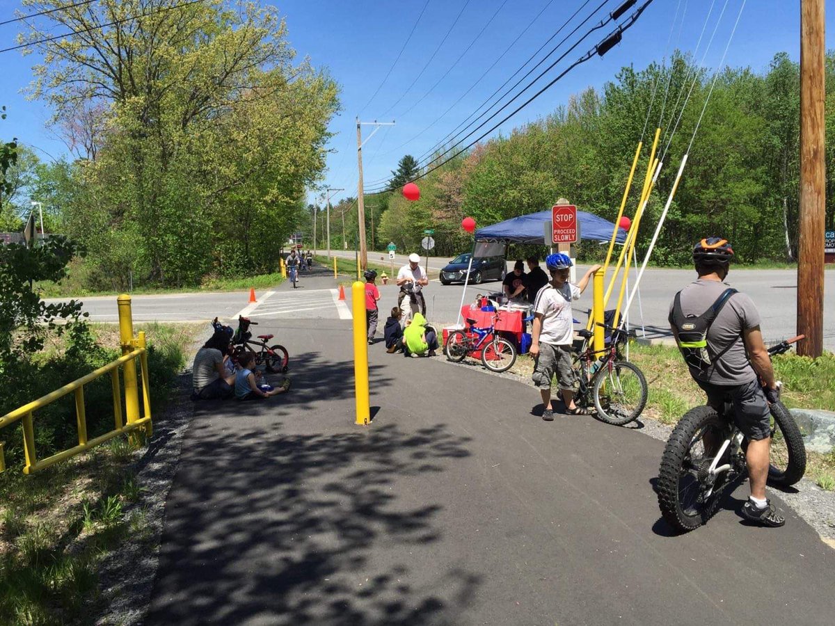 This weekend: Join us tomorrow, May 18 for our annual FREE Family Fun day on the Londonderry Rail Trail! Meet at the North School entrance from 10am - 1pm for #free food and activities, as a #thankyou to all our amazing #Londonderry residents who support Trailways.