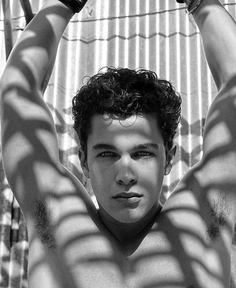 Austin Mahone has aged like FINE WINE