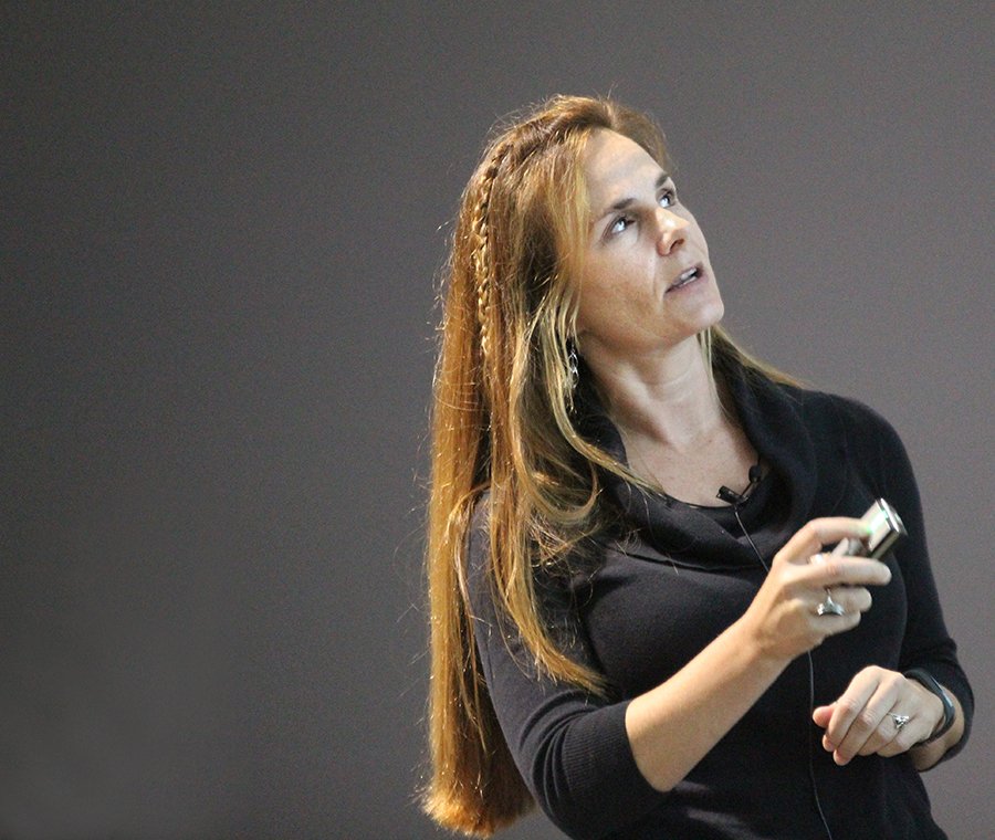 IMPvienna's tweet photo. #RNA #microsymposium 2019 keeps filling the IMP lecture hall even Friday afternoon. Karla Meza of @harvardmed, Amy Pasquinelli of @UCSanDiego &amp; our @LCochella. Sessions #noncodingRNAs &amp; #differentiation and #development. https://t.co/u4CUfsRXo7