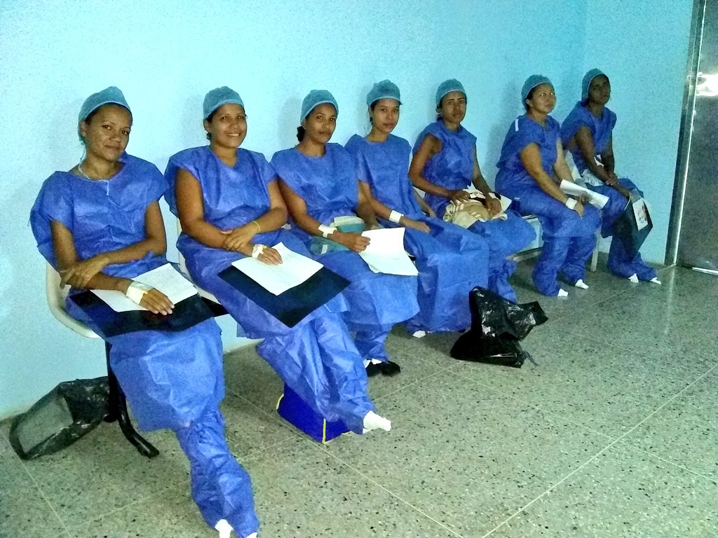 PLAN QUIRÚRGICO NACIONAL | <a href="/HospitalRangel/">Hospital Dr. José Rangel</a> Continúan las jornadas y actividades de cirugía en nuestros quirófanos atendiendo hoy casos de cirugías de alta y media complejidad.
#17may #zamorapreventiva
<a href="/NicolasMaduro/">Nicolás Maduro</a> <a href="/RMarcoTorres/">Rodolfo Marco Torres</a> <a href="/juandavila01/">JUAN DAVILA</a>