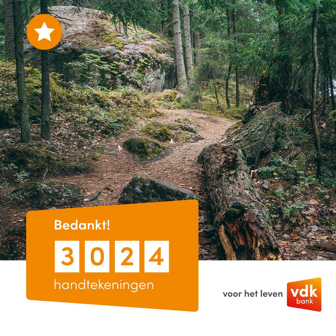 vdkbank's tweet photo. You did it! Met z'n 3.024'en tekenden jullie onze klimaatpetitie. Héérlijk😃 Als bedanking planten wij alvast een halve hectare bos met het vdk-team.🌳🌳🌳 #signformyfuture @Signformyfuture Waar en wanneer komt dit bos tot leven? Hou zeker onze sociale media in de gaten! #klimaat https://t.co/n44enLECaT