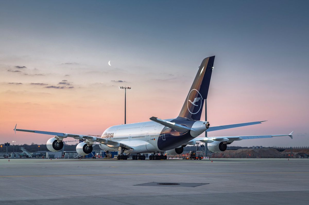 It's the end of the week - work is almost done! We wish you a wonderful weekend! #HappyFriday