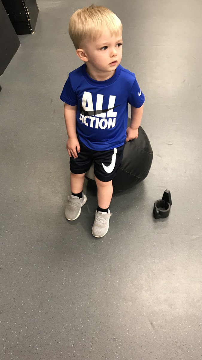 coach_gmeyer's tweet photo. Big time recruit in the Jaguar weight room this morning! 💪🏼🏋🏼♂️🐆 #Kaeson #Classof2035 @achs_jaguar @achsjagfb https://t.co/5NjJHsMoUO