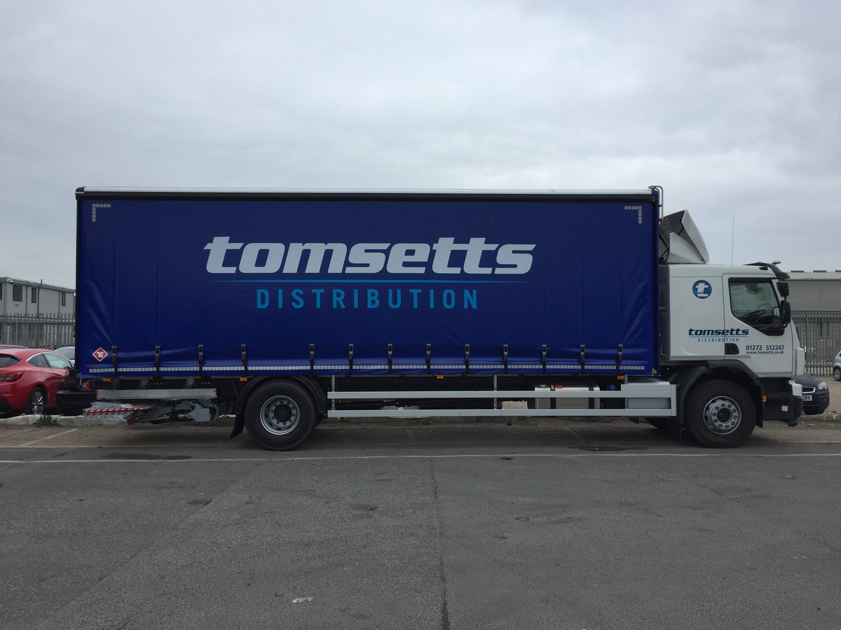 tomsetts's tweet image. In addition to 4 new @dekersolutions trailers we have also taken delivery of 3 @VolvoTrucksUK FEs with all-round VIS with extra windows in doors. Inc artics, 7.5 &amp;amp; 3.5 tonners that&apos;s now circa £800K invested in the fleet over the last few months to benefit customers and drivers