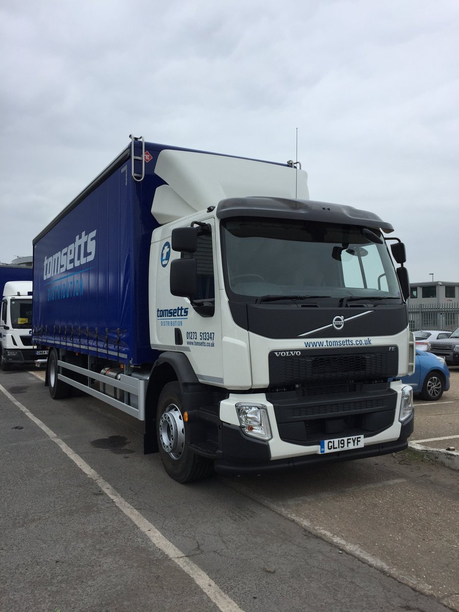 tomsetts's tweet image. In addition to 4 new @dekersolutions trailers we have also taken delivery of 3 @VolvoTrucksUK FEs with all-round VIS with extra windows in doors. Inc artics, 7.5 &amp;amp; 3.5 tonners that&apos;s now circa £800K invested in the fleet over the last few months to benefit customers and drivers