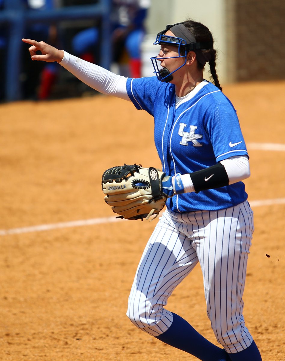 kelsjn33's tweet photo. #BBN, it's regional time. Good luck this weekend, @UKSoftball! #WeAreUK #StayAtEm https://t.co/XP28ulzjrV