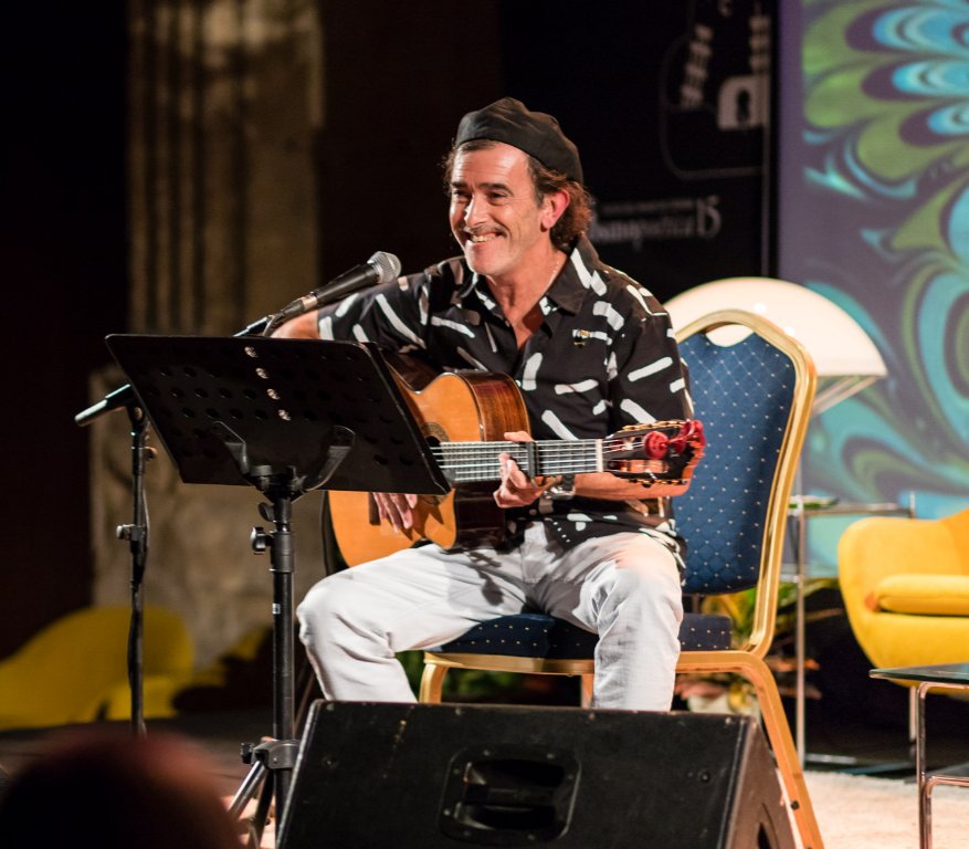 Ya es carnaval en el cielo.