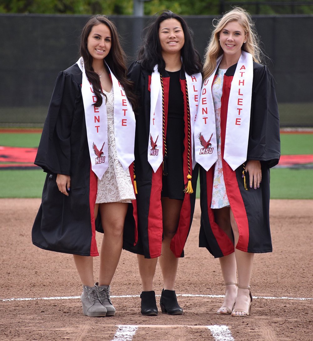 msuredhawks's tweet photo. SALUTE TO OUR GRADUATES -(L-R) @Montclair_sb's Kaylee Powers, Lia Stamile &amp; Sam DiClementi. Thank you for being Red Hawks the last four years. We are so very proud of you! @montclairstateu @NJACSports @NFCAorg @NCAADIII #redhawk4life #whyd3 #d3softball https://t.co/kQFRjvzTiM