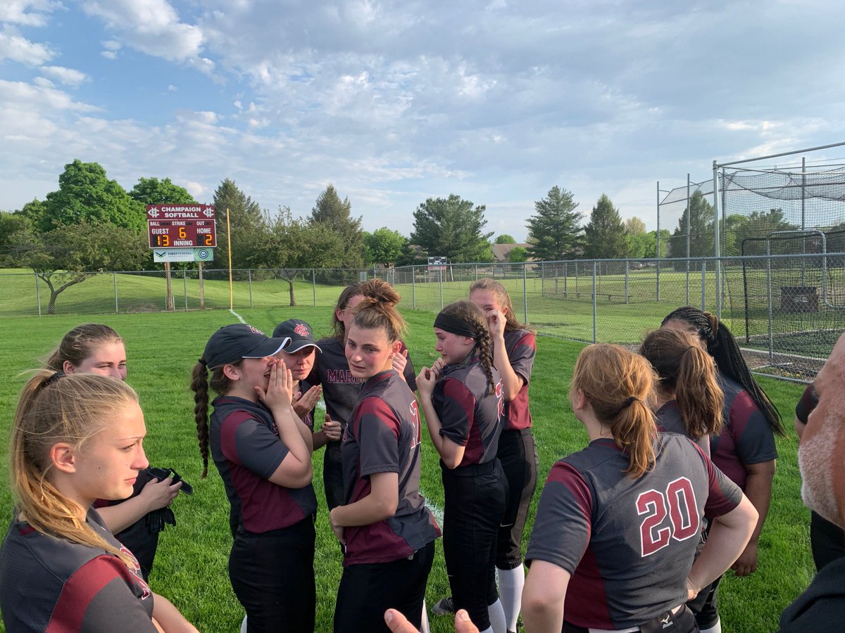 2019Maroons's tweet photo. #Seniornight #Classof2019 #Softballfamily https://t.co/9Rz1Ta1jnc