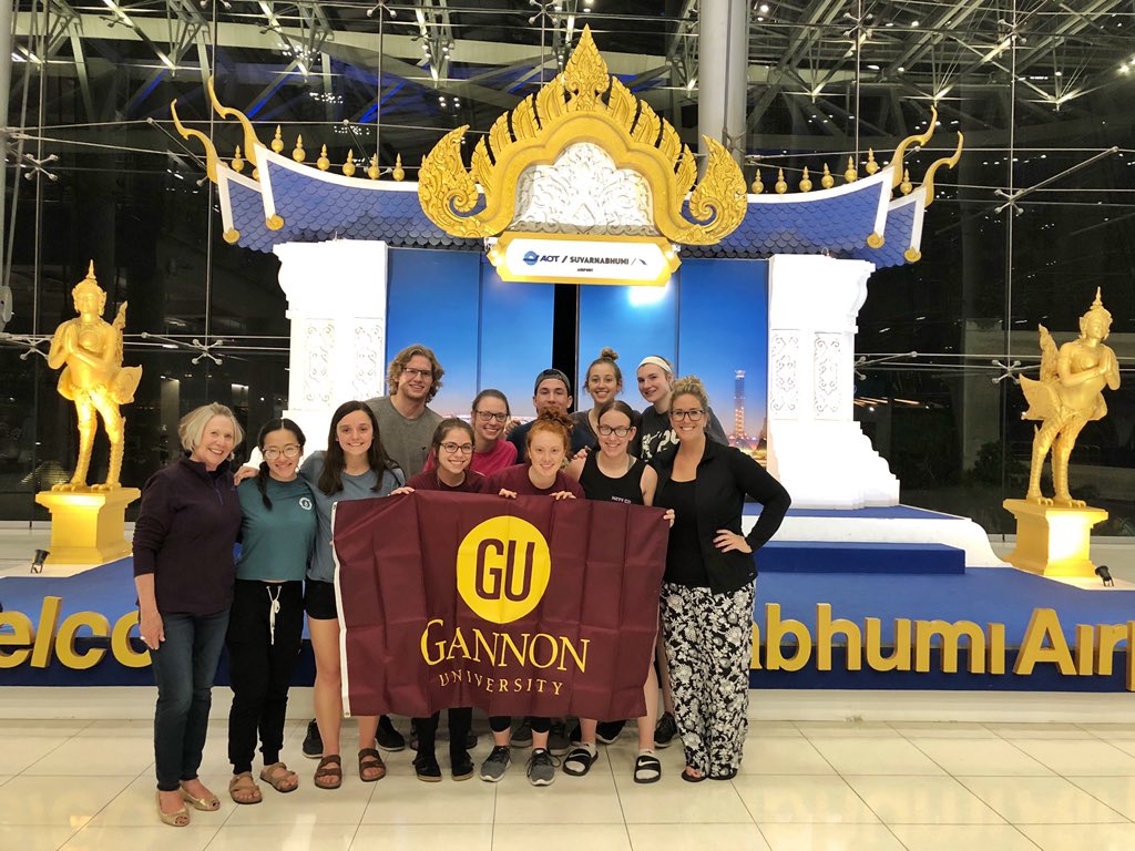 ThailandGIFT19's tweet photo. After 30+ hours of travel, eight additional bag checks, two pat-downs, and one lengthy delay in Dubai, we *finally* made it to Thailand! #GUPossibilities #PossibilitiesAbroad https://t.co/4mOF8oWkYj