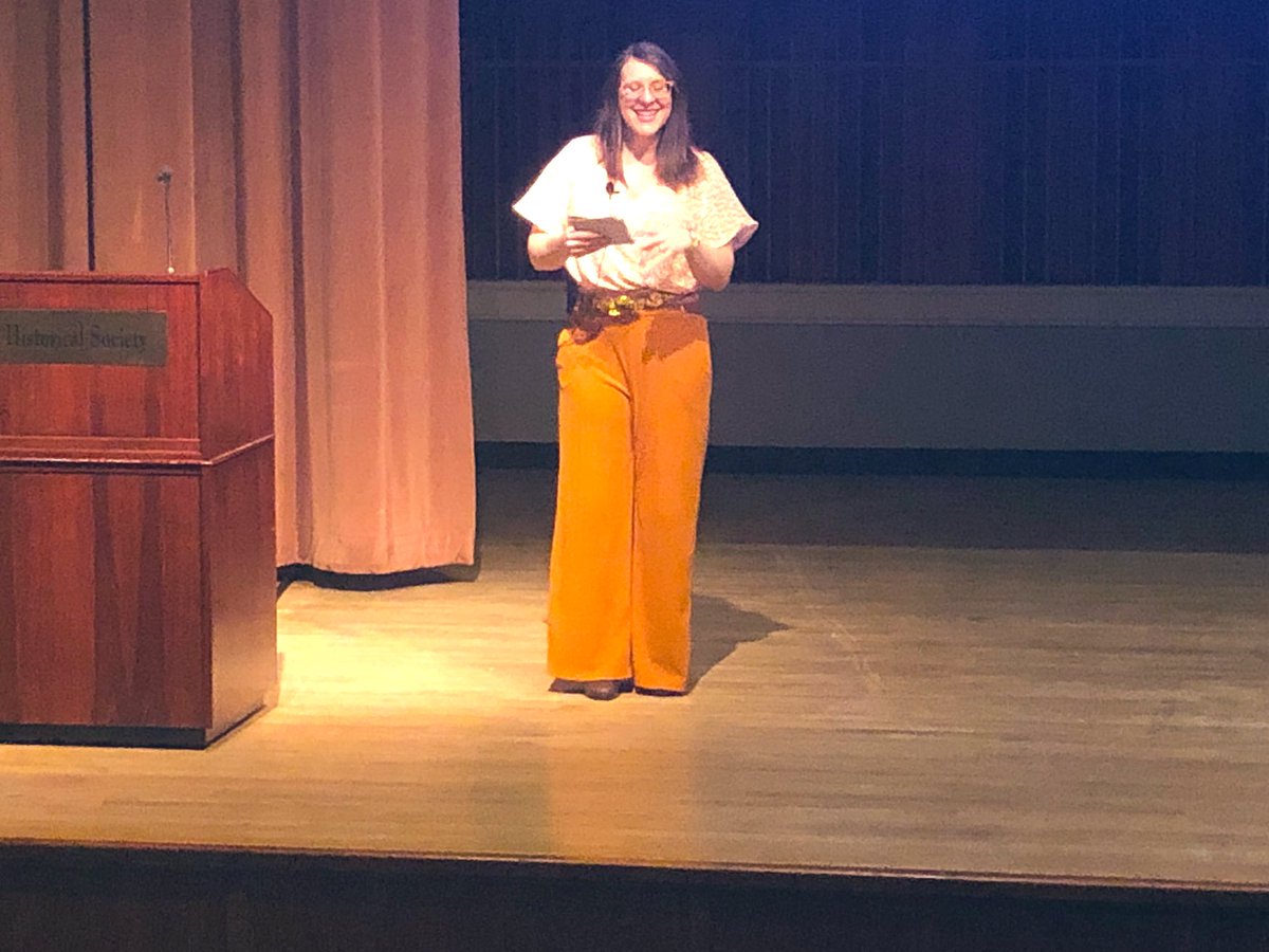 wwwsepcom's tweet image. @whoispoppe kicking off @IndyDesignWeek! Congrats to all the organizers and volunteers who helped make today happen. #indydesignweek #idw19 #idwleadership