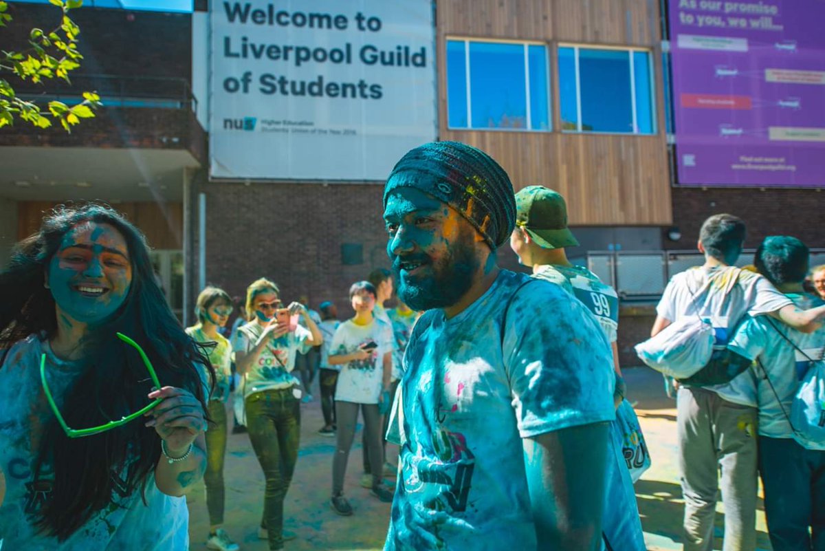 ColourLiverpool's tweet photo. Hello colour runners 🎉🌈

Here are some more photos from the 2019 Liverpool Student Colour Run

We hope you all had a great time ❤️💚

More coming soon to this account. You can find the full album on our facebook page fb/studentcolourrunliverpool

#studentcolour #run #liverpool https://t.co/nD3G3A3lML