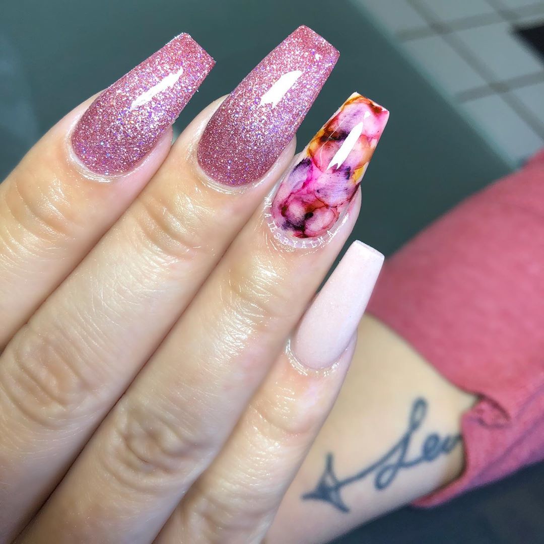 inmnails's tweet photo. Obsessed with this combo by INM Artist @nailsbyalma
#inm #inmnails #inmacrylics #nails #nailart #nailswag #nailsonfleek #nailsbyalma #notpolish #notgel #acrylic #acrylicnails #almasculpturednails #amazingnails #prettynails #nails2inspire #nailstagram #nailsonfleek #nailpro https://t.co/pmSsagllV0