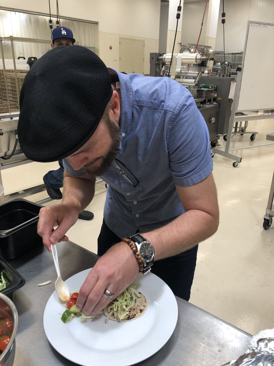 Rylee_Welly's tweet photo. Chef Spencer providing a hands on demo for the upcoming Picnic at the Capitol event - Tuesday May 21! The food is going to be delicious!! @SyscoSacramento @NatomasUSD @DrPanMD @VinceCaguin @jenorosco21 #millionmeals #picnicatthecapitol #summermeals https://t.co/Sc5p8FkRoy