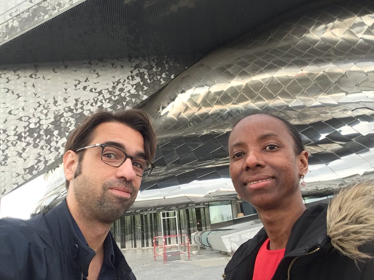 🇬🇳🇫🇷 Avec Binta, on a arpenté aujourd’hui le tombeau de Toutankhamon @LaVillette et découvert l’architecture de la @philharmonie En duo grâce au projet Pari(s) à 2 de @IC_France, soutenu par le programme Action! de @TotalFoundation + d'info : fr.iofc.org/devenir-benevo…