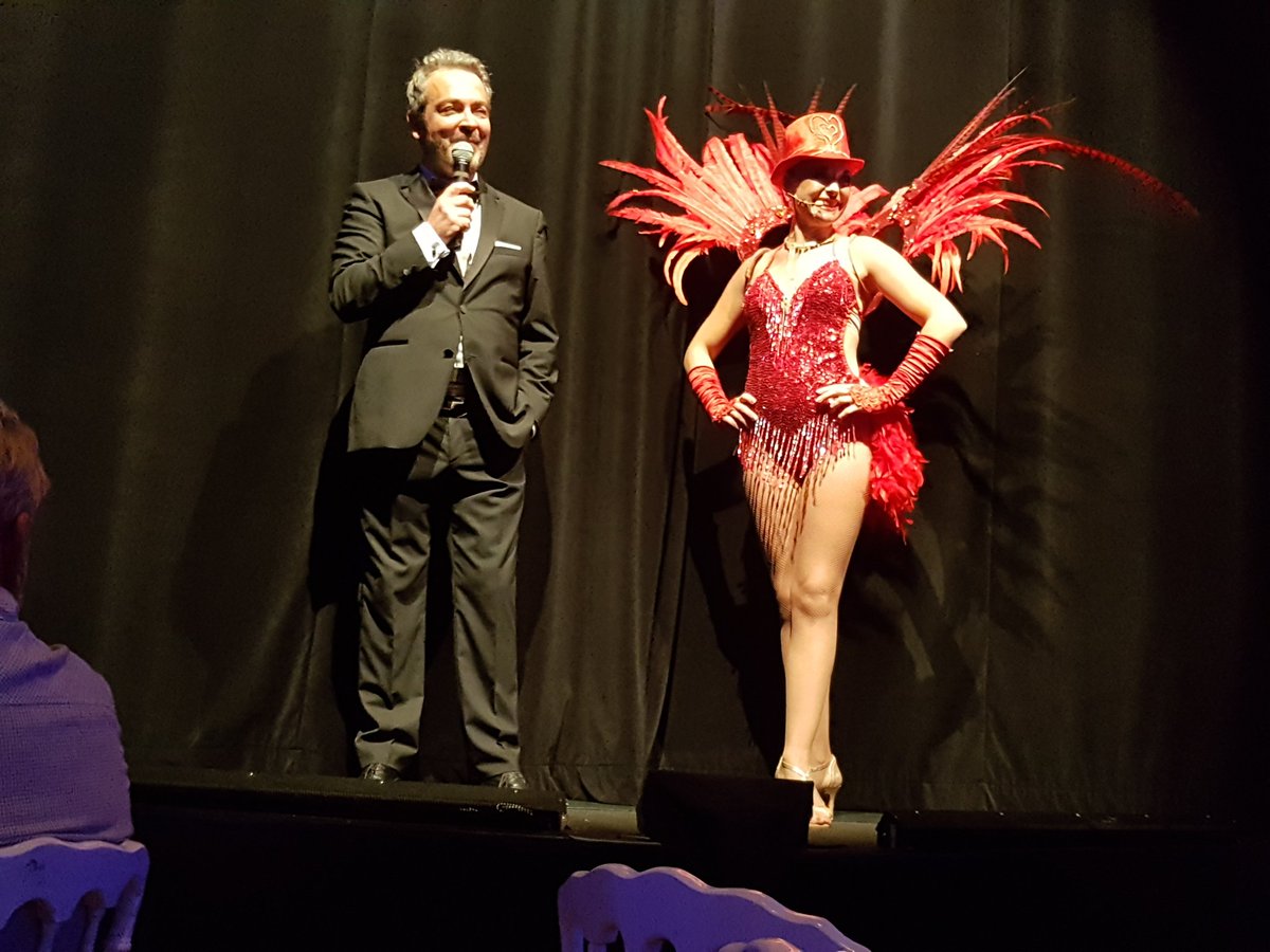 MayAge53's tweet photo. Début du cabaret de cette soirée anniversaire de #GEM53
Bonne soirée à tous. 
#Emploi #anniversaire #groupementdEmployeurs https://t.co/aCMf8C3xmy