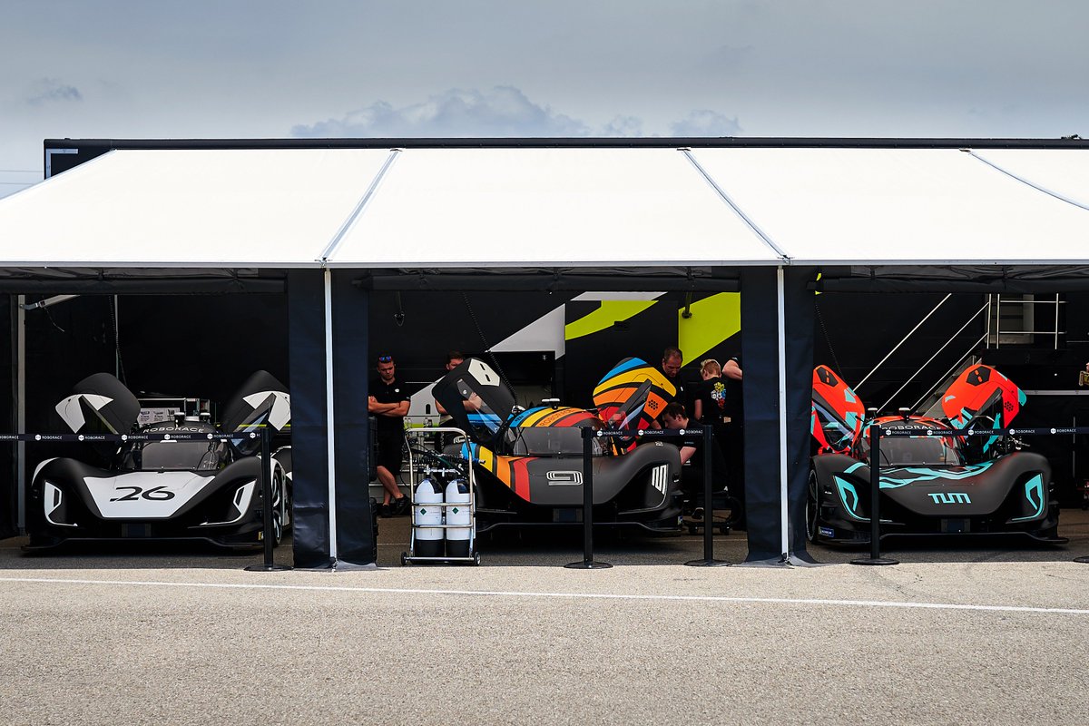 roborace's tweet photo. Come and see our DevBots make their public debut at #Motor1Days this weekend! @Motor1_Italia #DevBotsDebut https://t.co/fO7AZagtMo