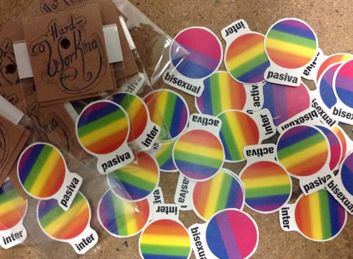 hardworkingdsgn's tweet photo. Somos parte de la diversidad
#hardworking #urban #blood #puebla #stickers #graffiti #puebla #lbgttiq #lesbianas #gays #bisexuales #diversidad #transexuales https://t.co/mHE3nEJM6l