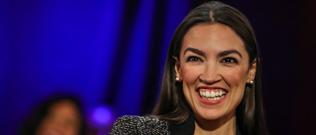 Chris_1791's tweet image. Real Or Fake: Did Ocasio-Cortez Really Say This? dlvr.it/R4wHJM #Playbuzz #AlexandriaOcasioCortez via @DailyCaller