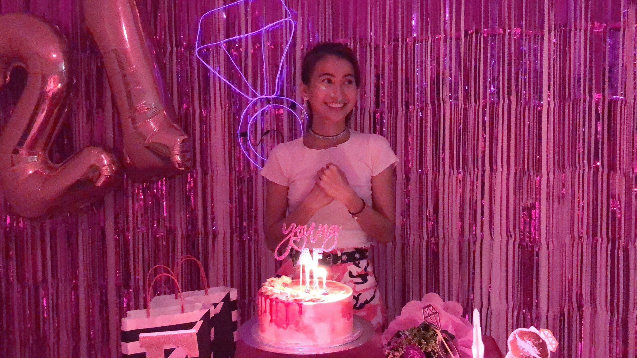 Falsedad gusano recompensa ❁butt's❁ on Twitter: "had the best 7 rings themed, 21st party ever and i'm beyond blessed with great friends and family who's been with me throughout 💖💖💖 also, 12 year old me Falsedad gusano recompensa ❁butt's❁ on Twitter: "had the best 7 rings themed, 21st party ever and i'm beyond blessed with great friends and family who's been with me throughout 💖💖💖 also, 12 year old me