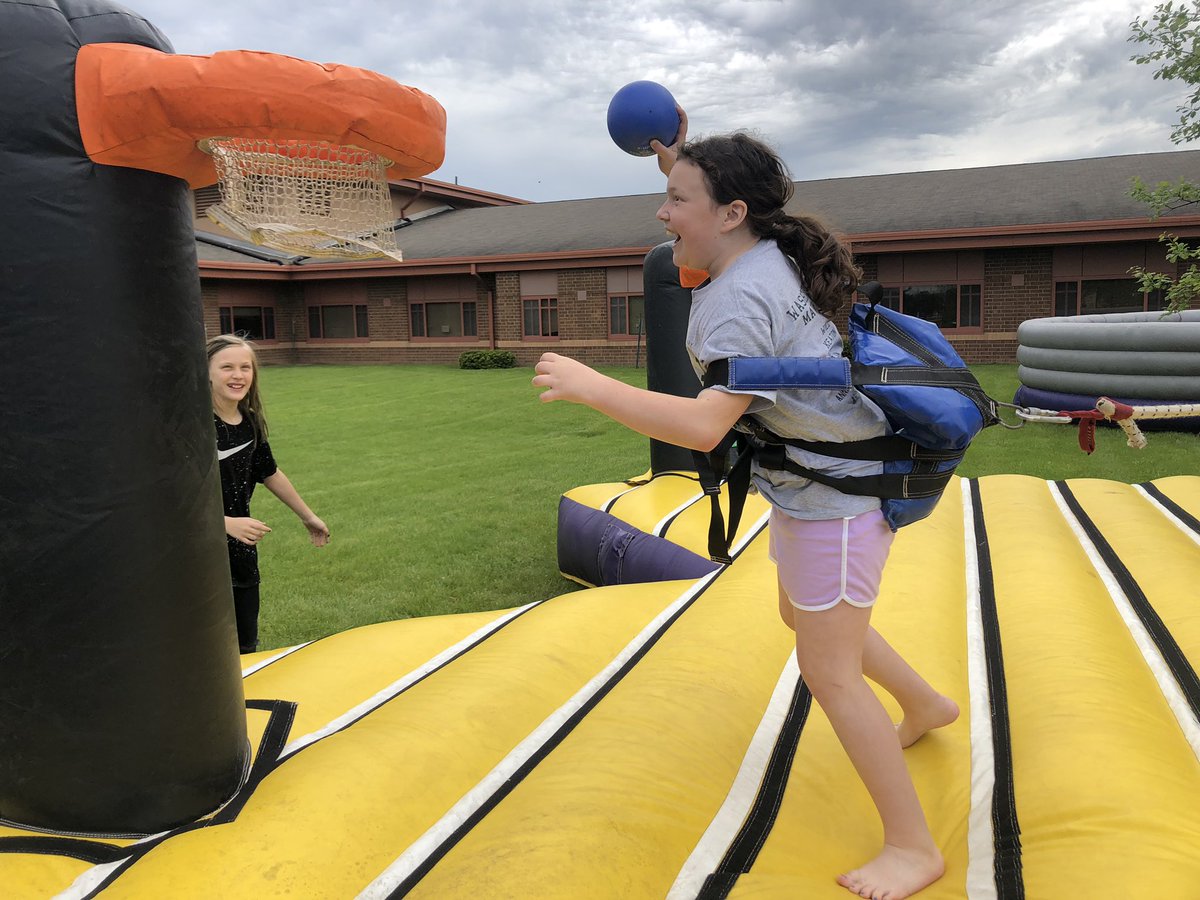 Mrs_Crull's tweet photo. Field Day! https://t.co/XzkbhaQMAo