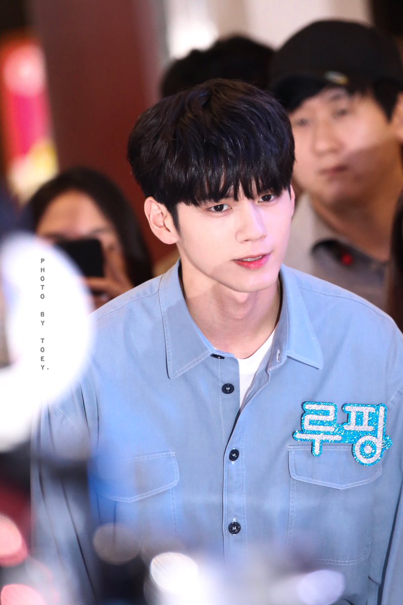 photobytoey's tweet photo. หนูคะ...พี่รักหนูนะคะ 🥰
#겟잇케이 #옹성우 #ONGSEONGWU #루핑 #ruping https://t.co/jdR9vtaBCZ