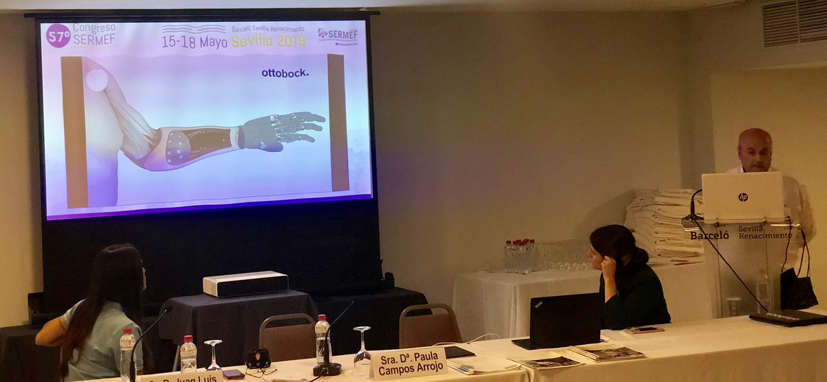 En el congreso #SERMEFSEVILLA19 asistiendo a la presentación del nuevo sistema MyoPlus de control avanzado para prótesis myoelectricas