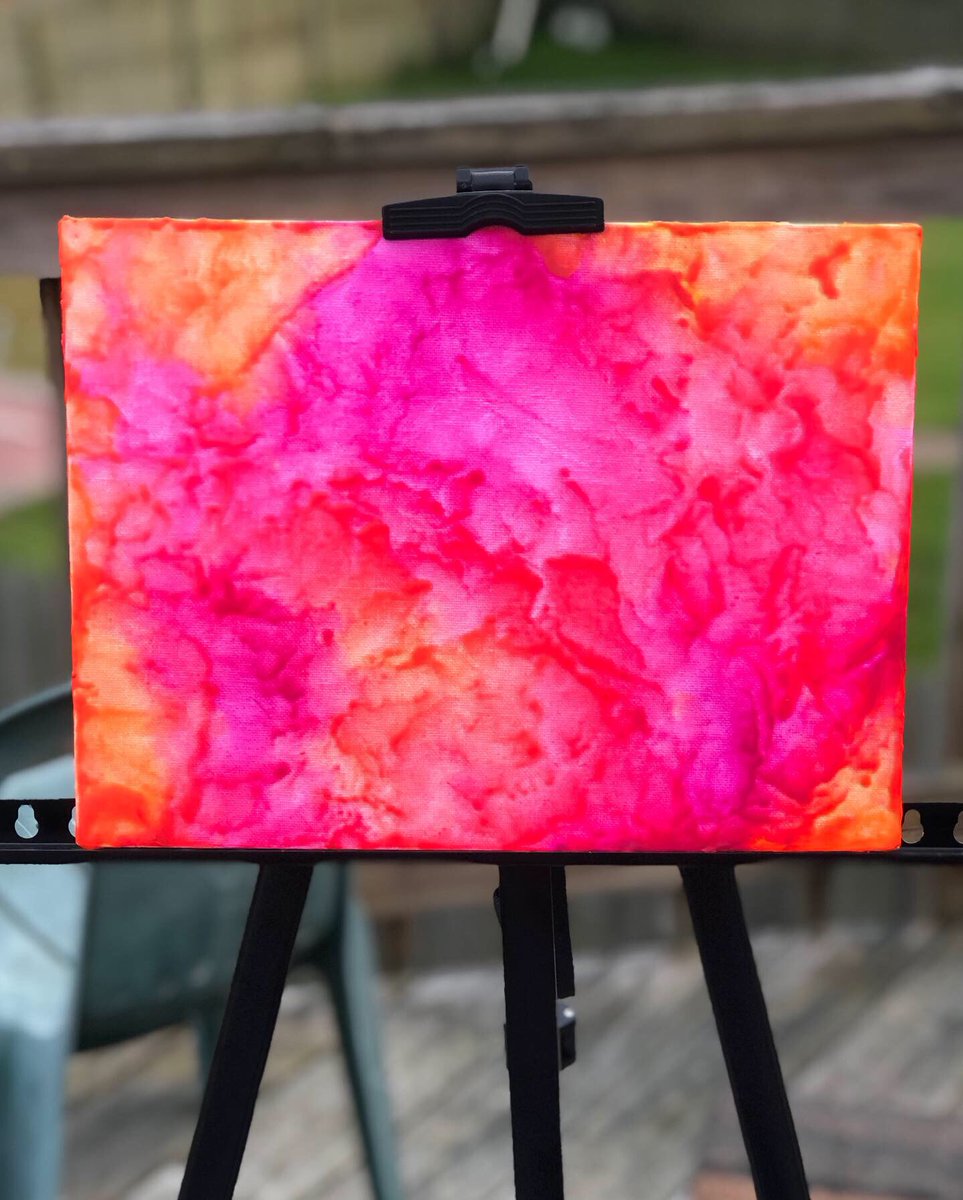 BlendedColors_'s tweet photo. I thought I’d try something new! Let me know what you think🤔-Deja. The canvas size is 9x12in
•
•
•  #art #emergingartists #artforsale #crayons #crayonart #meltedcrayonart #meltedcrayons #blendedcolors #sunset #clouds #pink #blue #yellow #red #orange https://t.co/MzWrG4PCfw https://t.co/233z4AFR0m