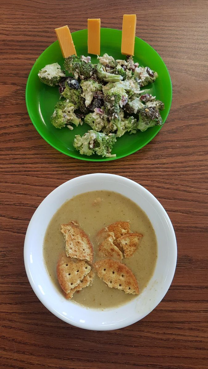 ESSteTrinite's tweet image. C’est la journée broccoli au CFA! @JPGagnier #OSNP