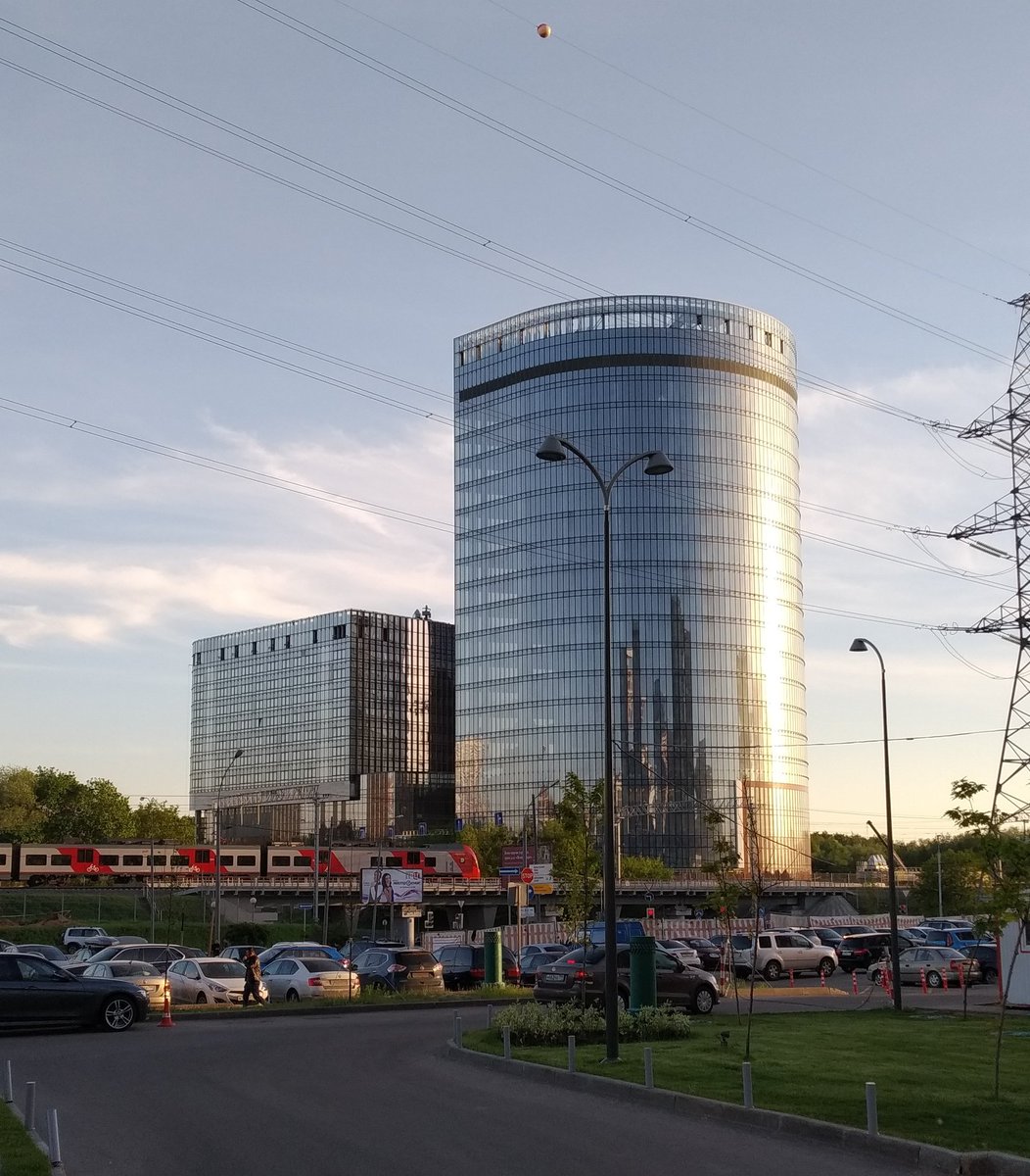 s318385157's tweet photo. В детстве было меняться проще. Сейчас приходится себя пинать, что бы не отстать https://t.co/lLvZq3tN1n