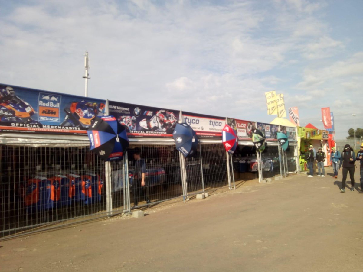 ClintonMerch's tweet image. Find us at the French MotoGP in Le Mans all weekend for your #OfficialMerchandise! Always trackside and online | #MotoGP #FrenchGP #RedbullKTM #PetronasYamaha #BMWWorldSBK #PataYamaha #LCRHonda #SuzukiEcstar