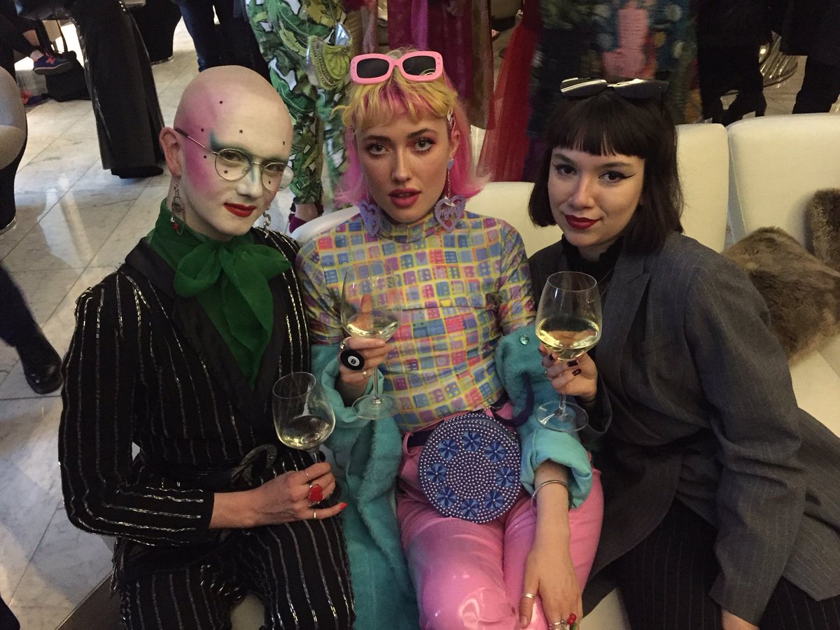 LidaHujic's tweet image. Celebrating a decade and counting of #selfstyled by .@AnthonyJLycett featuring characaters that inspired THE FIRST TO KNOW and the category of Alpha in THE 2.5% #the2point5percent #DILLIGAF #influencinginfluencers #trendsetter #innovationdiffusion #PhotoLondon #mehotlelondon