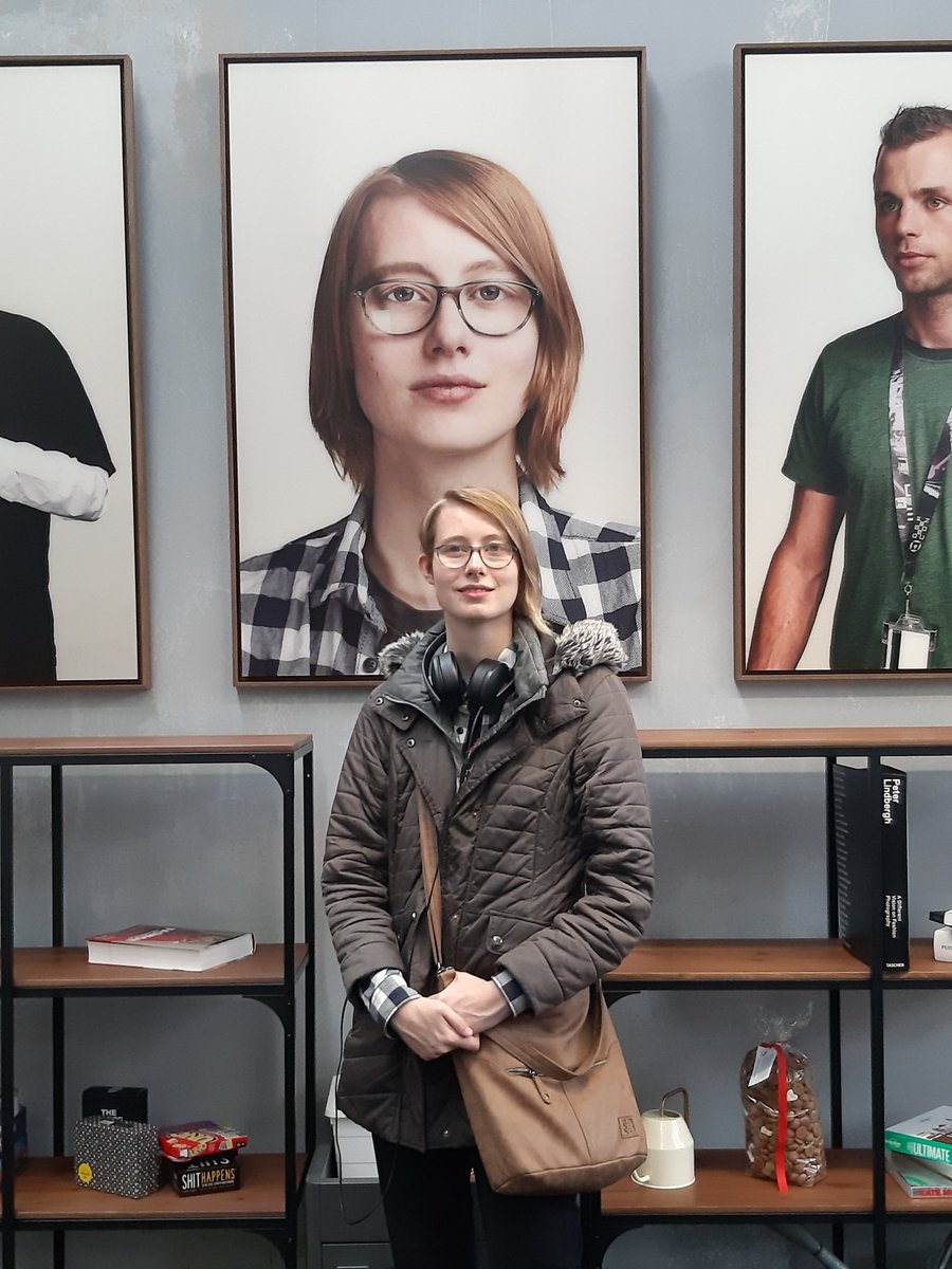 primalbasehq's tweet image. Discovering the real stories behind the portraits - here&apos;s @TabithaVogelaar live and in person at #HackersHandshake