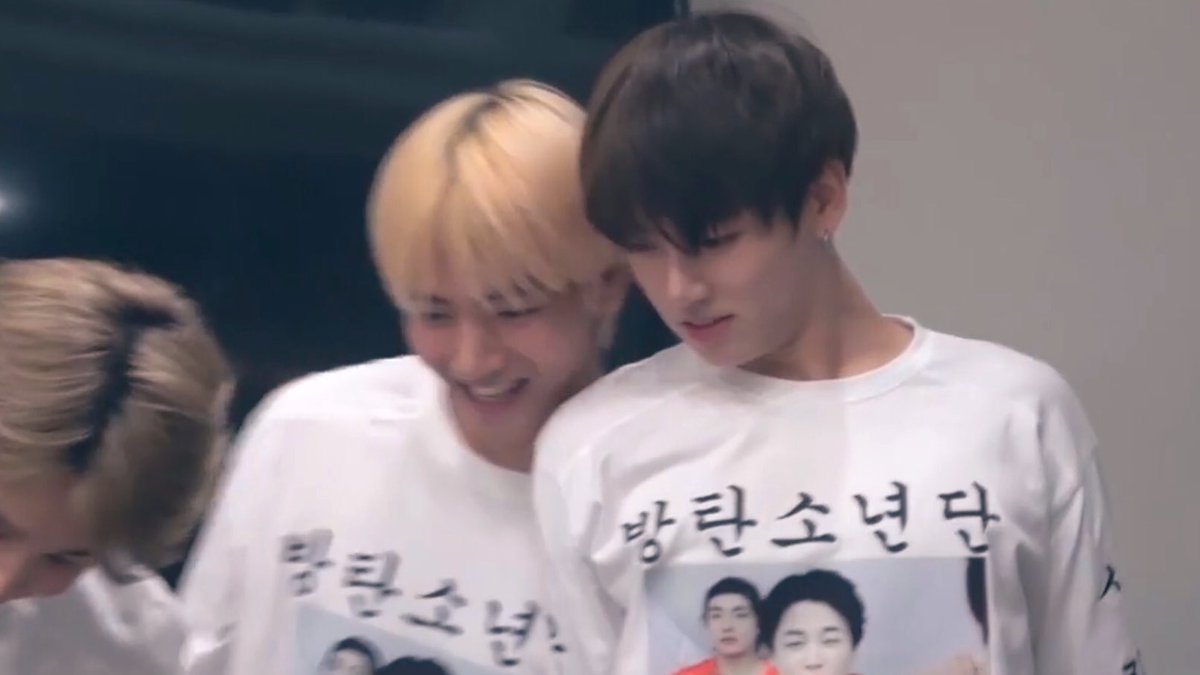 I gasped when I saw this part of that episode!  #taehyung  #jungkook  #taekook 