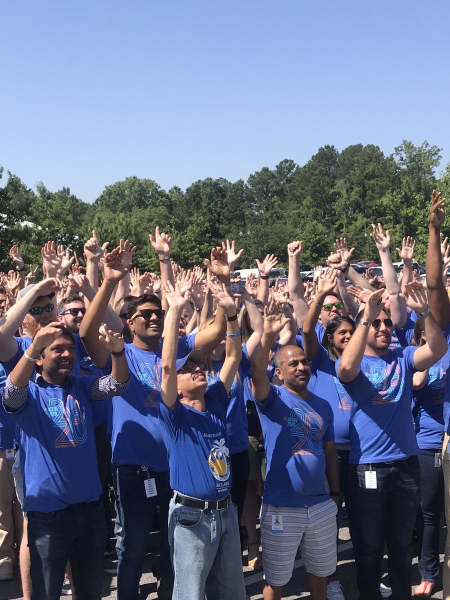 Benefitfocus's tweet photo. Thanks to our associates for another outstanding #OESuccess Week! As we wrap up, remember what @raugust shared during his keynote: Each of you plays a role in adding value to the lives on our Platform! #btogether #employeebenefits #HRTech #InsurTech https://t.co/ycFKE2hSQX
