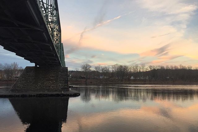 DRTLocal's tweet photo. Stunning sunset from Stockton, NJ ✨
#delawareriver #drtlocal https://t.co/1WHZvEQbdI