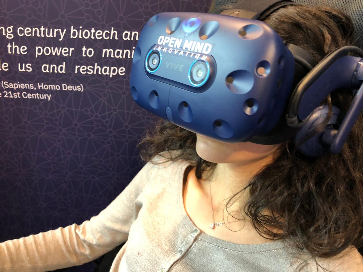 OMindme's tweet image. Dernier jour @VivaTech ! Venez  nous retrouver stand J05 pour vivre une expérience unique ! Nous  réalisons une démo avec le dernier #HTCViveProEye en exclusivité ! 
#humanfirst #neurotechnology #Neurotech #Vivatech @PierreLouisGerm #cognition #VR
