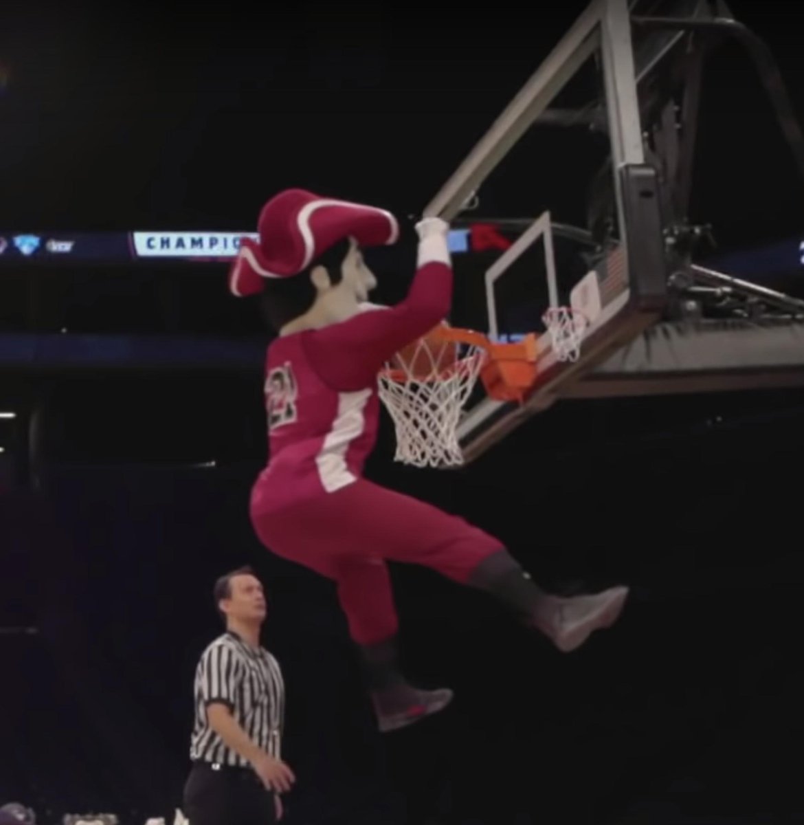 Finally, an ENORMOUS THANK YOU to Kwaby Asante!
Without Kwaby's help the last 4 years I wouldn't have been nearly as active at <a href="/UMassAthletics/">UMass Athletics</a> events, on the <a href="/UMassAmherst/">UMass Amherst</a> campus or on social media! With his <a href="/IsenbergUMass/">Isenberg School of Management</a> master's he heads to a job with <a href="/nbc/">NBC Entertainment</a>!

Congrats Kwaby!!🎓