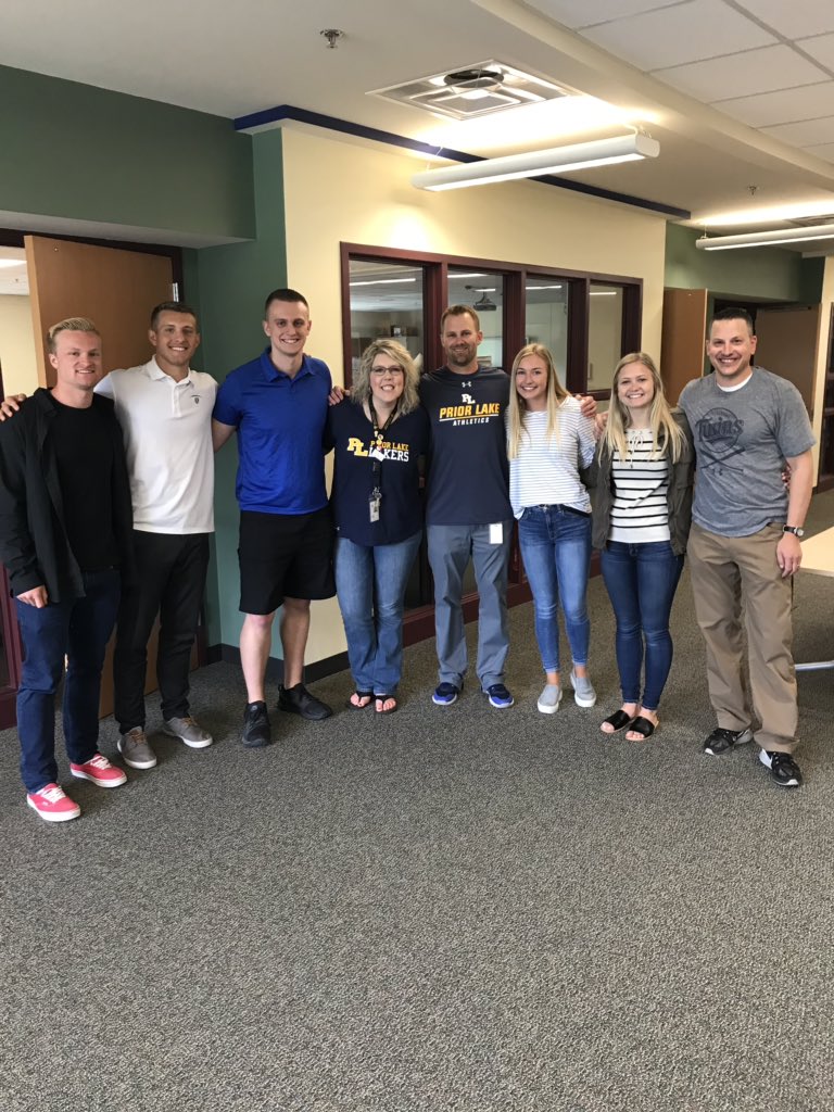 So cool having these PL grads return to share insight with current seniors on life beyond high school! Effort, building relationships, and continually learning were common themes shared by this outstanding group of young adults. 
#PL4L #TheLakerWay