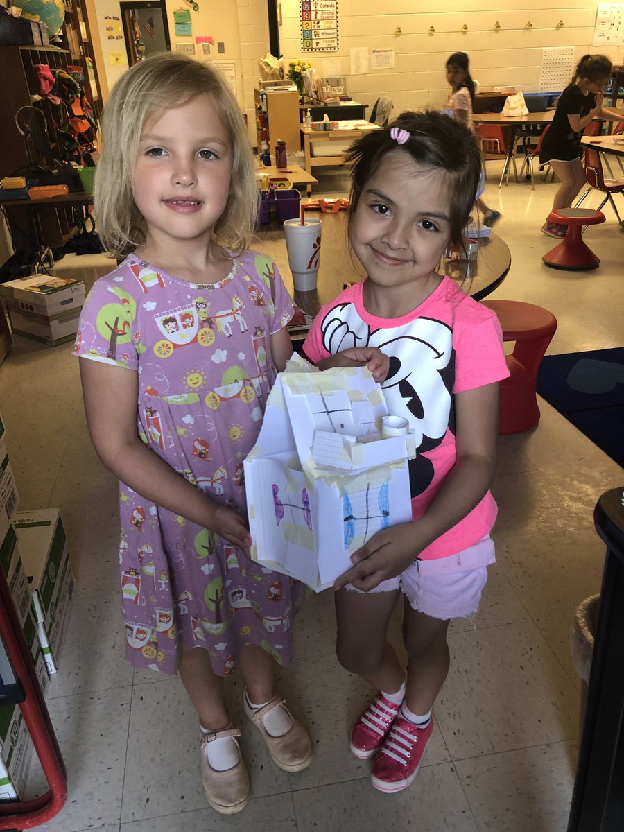 rhondavjackson's tweet photo. Finished products!  #stemday https://t.co/vE7lOWvNBM