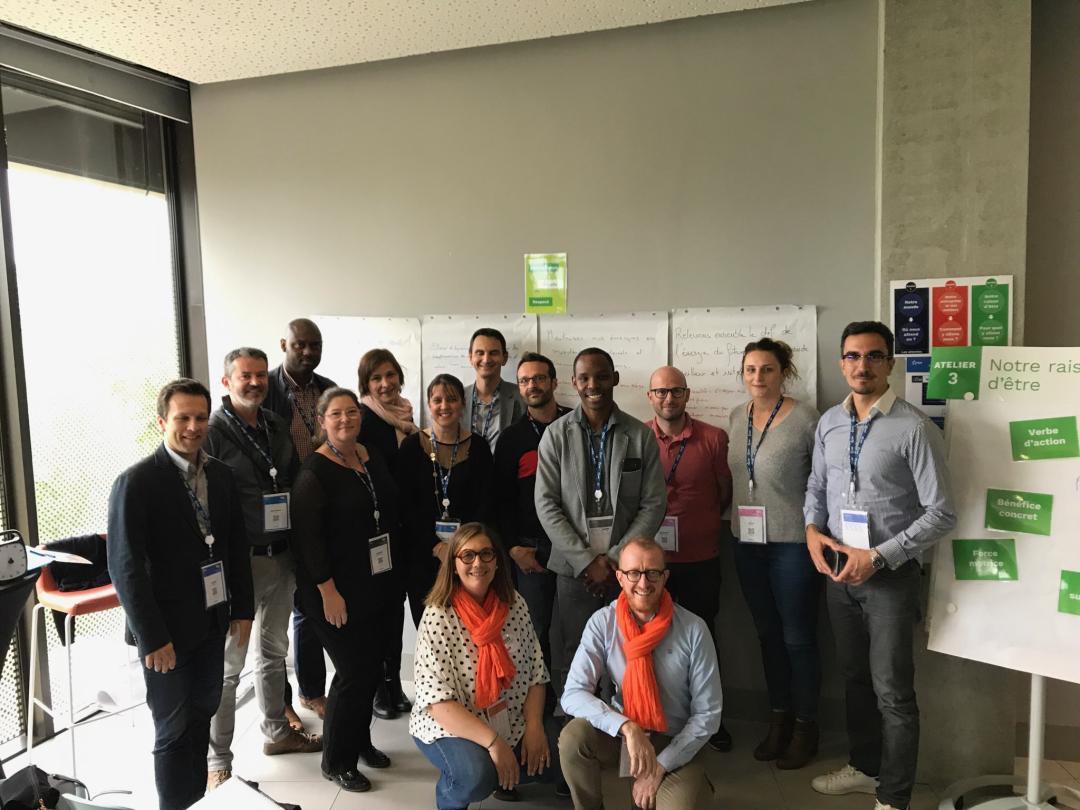 JoelMontout's tweet photo. Aujourd'hui #ParlonsEnergies a fait escale à Bordeaux super moments d'échanges avec des collaborateurs d'horizons transverses.
#EDF #ParlonsEnergie #Bordeaux #Ensemble #construisons
#lEDF
#dedemain https://t.co/i3eul3Yg9x