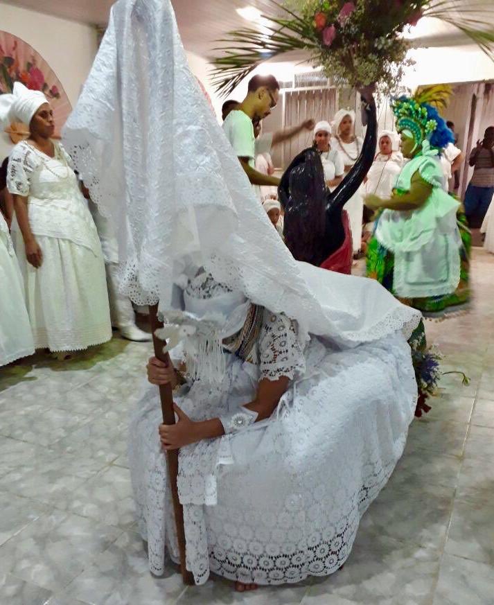 O Candomblé nasceu pra todos, mas nem todos nasceram pro candomblé. 
 epa babá! 🐚🕊