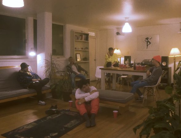 Fleek Mag tweet media